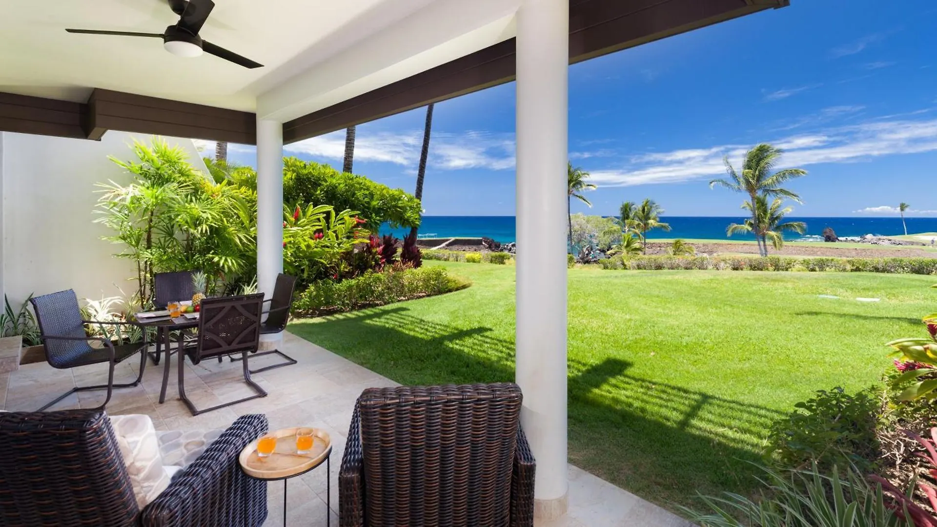 Coastal Dreams Villa Breathtaking Oceanfront 3Br Condo - Walk To Beach Club Waikoloa